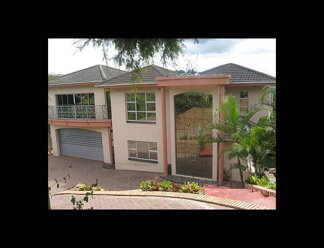 4 BEDROOM HOUSE FOR SALE IN RESERVOIR HILLS